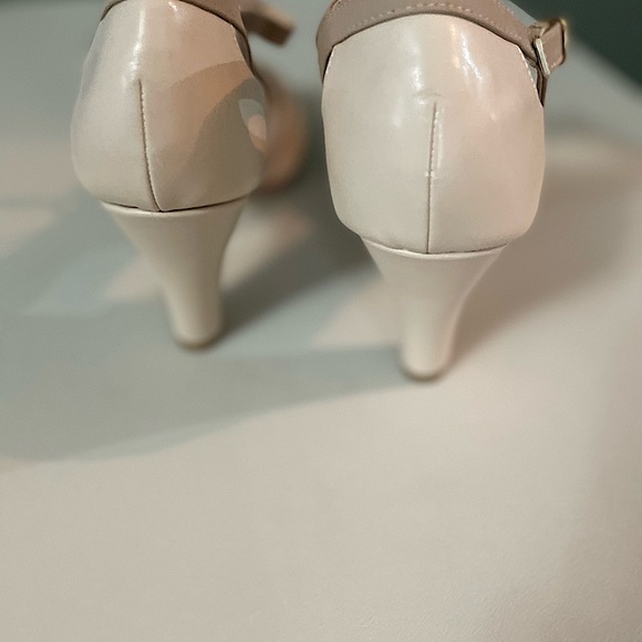 Pump heels - Picture 5 of 5